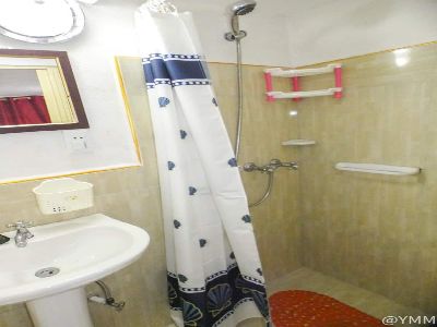 Hostal Gisela30